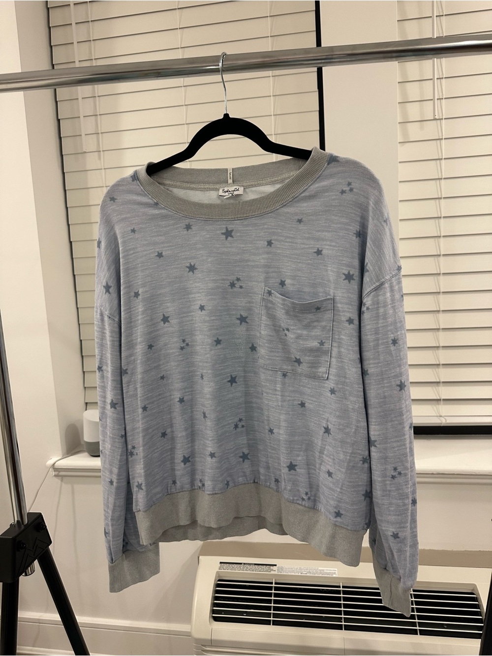 Splendid Women’s Light Blue Star-Print Pajama Top Size L